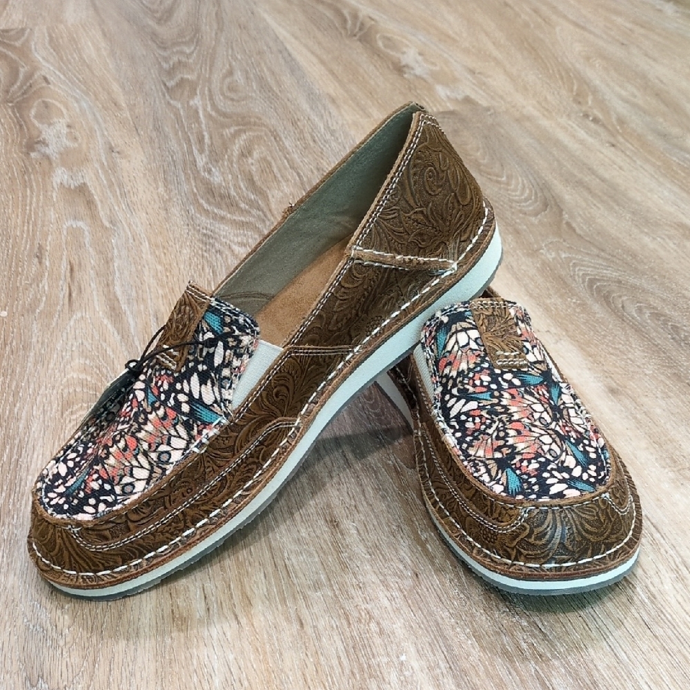 🦋⭐NWT Ariat Brown and Cream Cruiser with Butterfly Design Women's size 11 B💥🦋